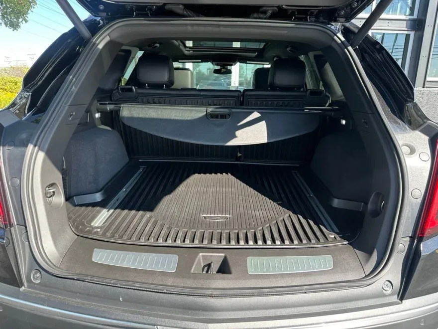 2025 Cadillac XT5 Premium Luxury photo 1