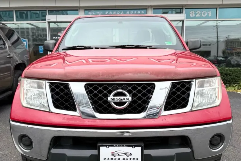 2007 Nissan Frontier King Cab SE photo 1