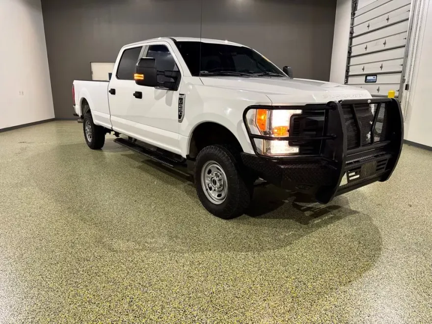 2017 Ford F-250 XL photo 1