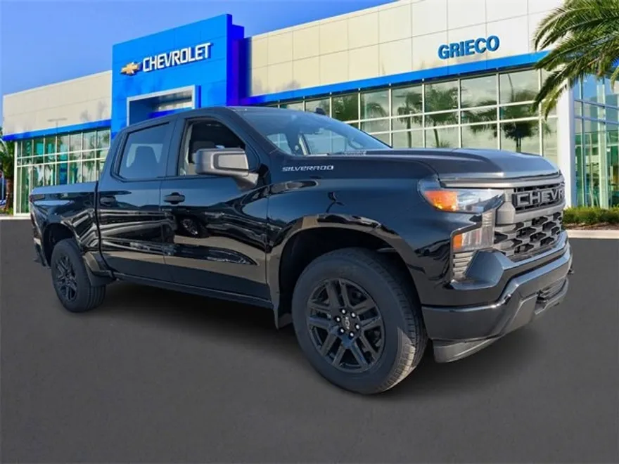 2026 Chevrolet Silverado 1500 Custom photo 1
