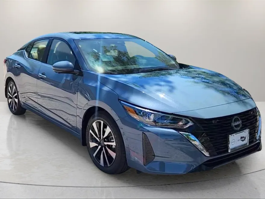 2025 Nissan Sentra SV photo 1