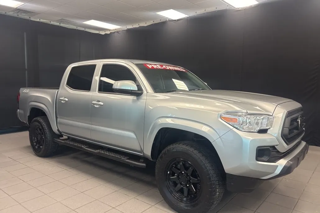 2023 Toyota Tacoma SR photo 1