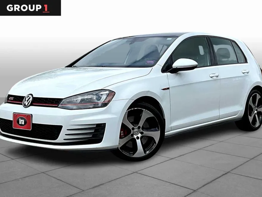 2017 Volkswagen Golf GTI Sport photo 1