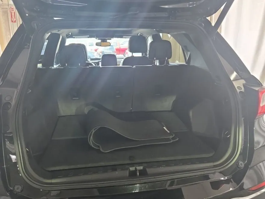 2020 Chevrolet Equinox Premier photo 1