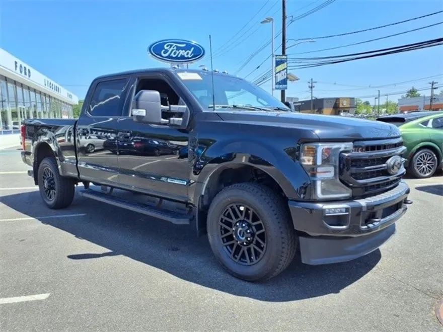 2022 Ford F-250 Lariat photo 1