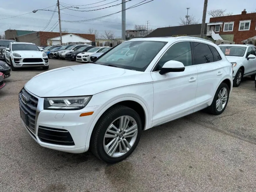2018 Audi Q5 2.0T Premium Plus photo 1