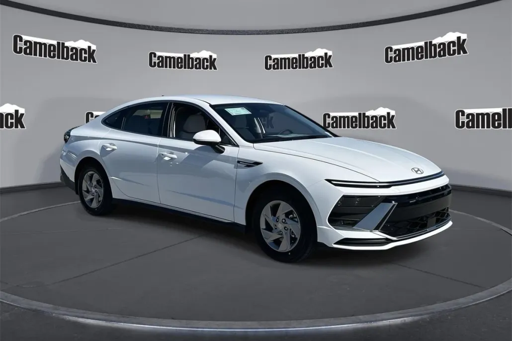 2025 Hyundai Sonata SE photo 1