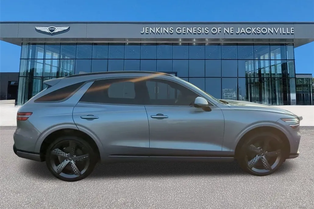 2023 Genesis GV70 3.5T Sport photo 1