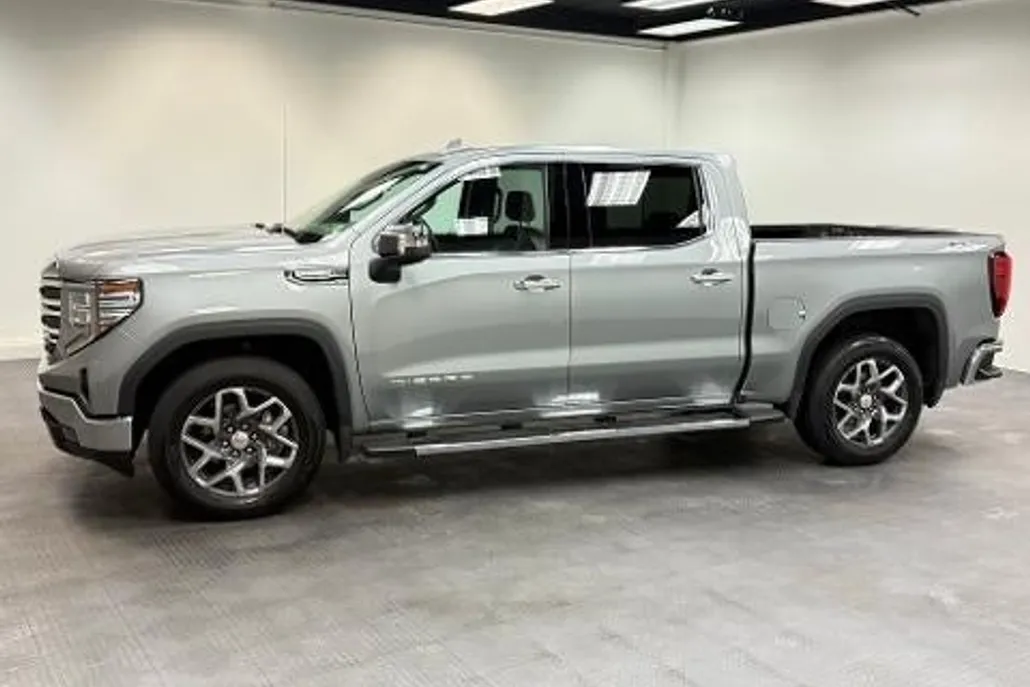 2023 Gmc Sierra 1500 SLT photo 1