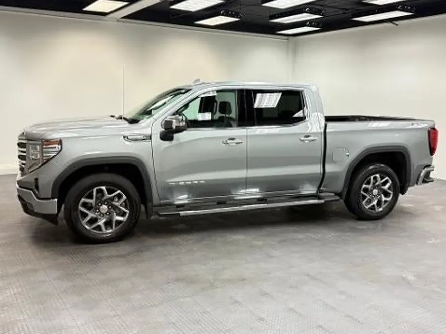2023 Gmc Sierra 1500 SLT photo 1