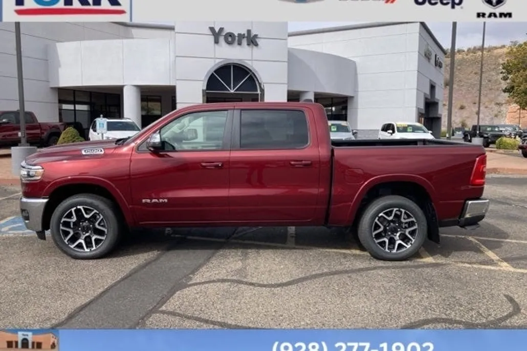 2025 Ram 1500 Laramie photo 1