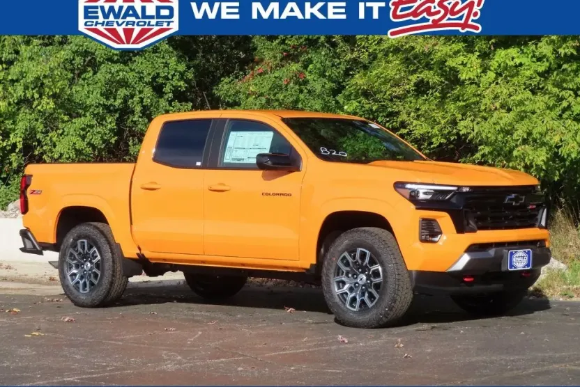 2026 Chevrolet Colorado Z71 photo 1