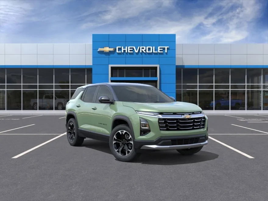 2026 Chevrolet Equinox LT photo 1
