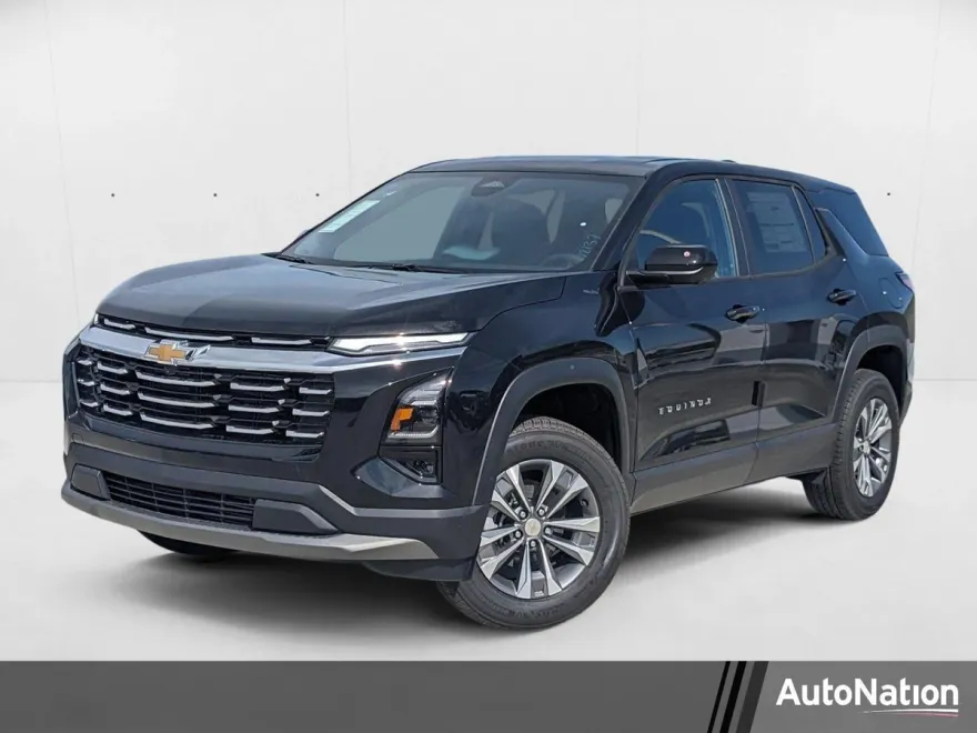 2025 Chevrolet Equinox LT photo 1