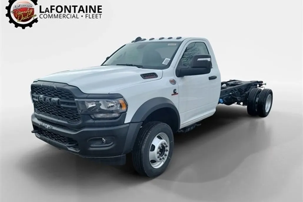 2024 Ram 5500 Tradesman photo 1