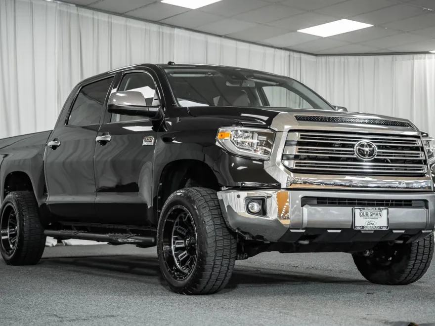 2019 Toyota Tundra Platinum Grade photo 1
