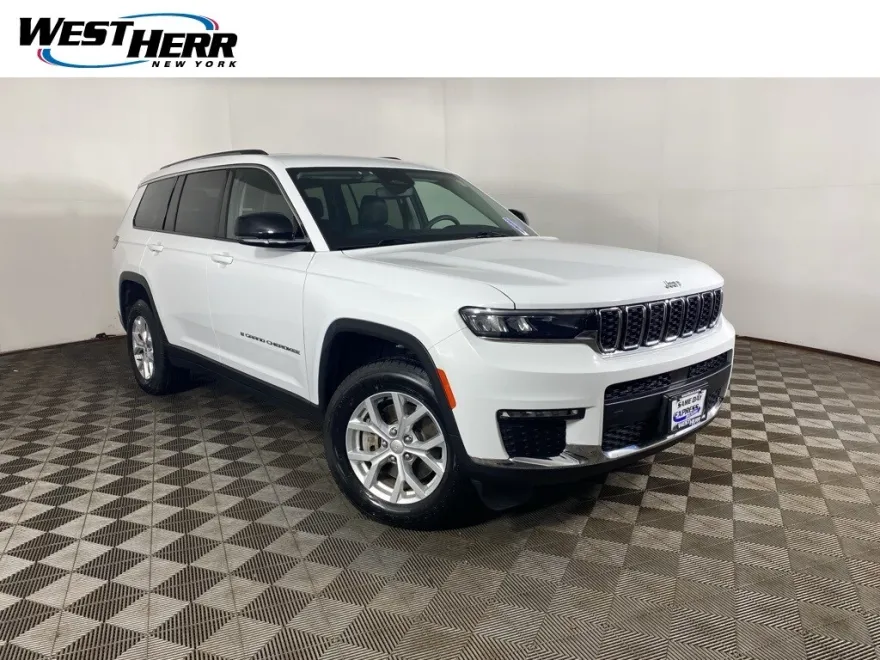 2023 Jeep Grand Cherokee Limited photo 1