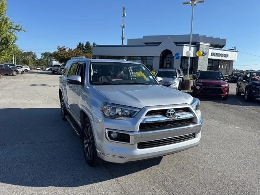 2017 Toyota 4Runner Limited photo 1