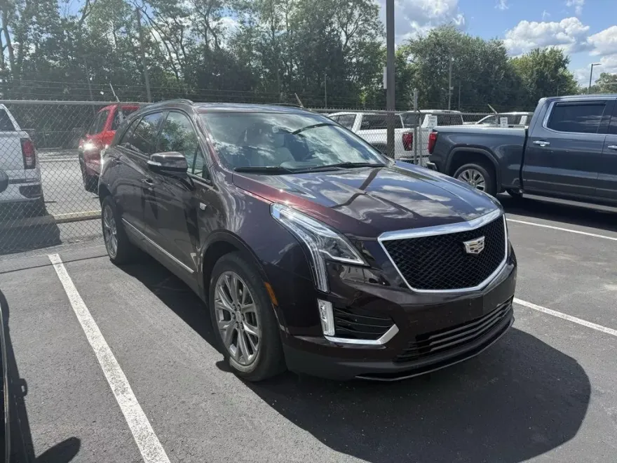 2021 Cadillac XT5 Sport photo 1
