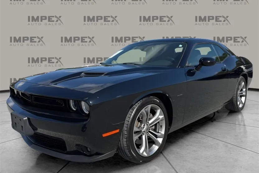 2018 Dodge Challenger R/T photo 1