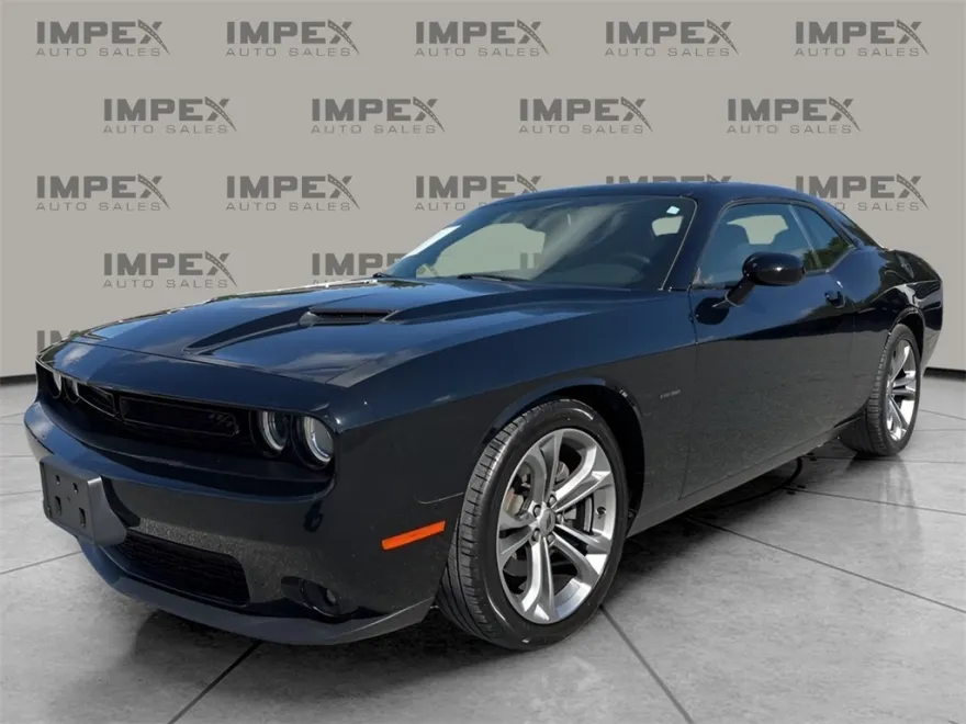 2018 Dodge Challenger R/T photo 1