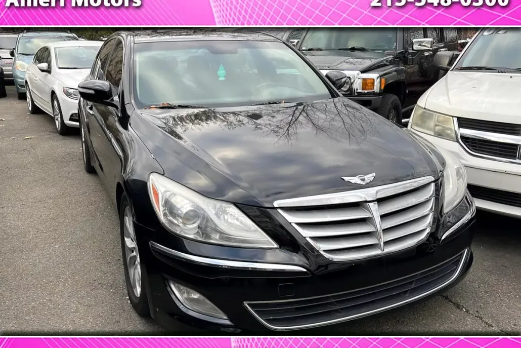 2012 Hyundai Equus Signature photo 1