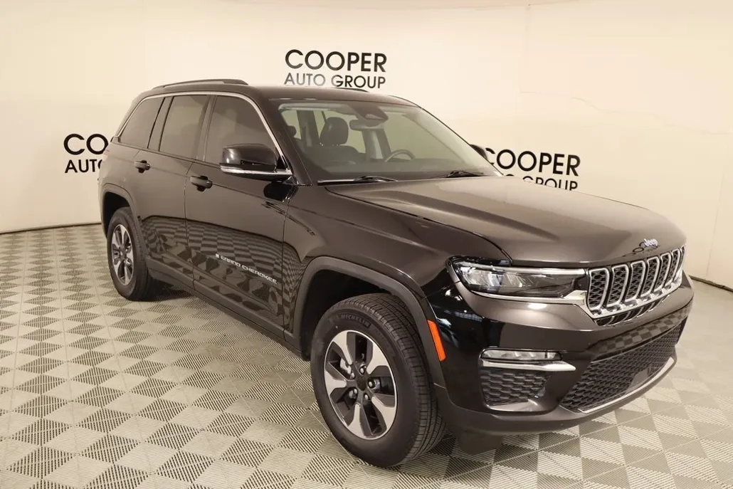 2022 Jeep Grand Cherokee Limited 4xe photo 1