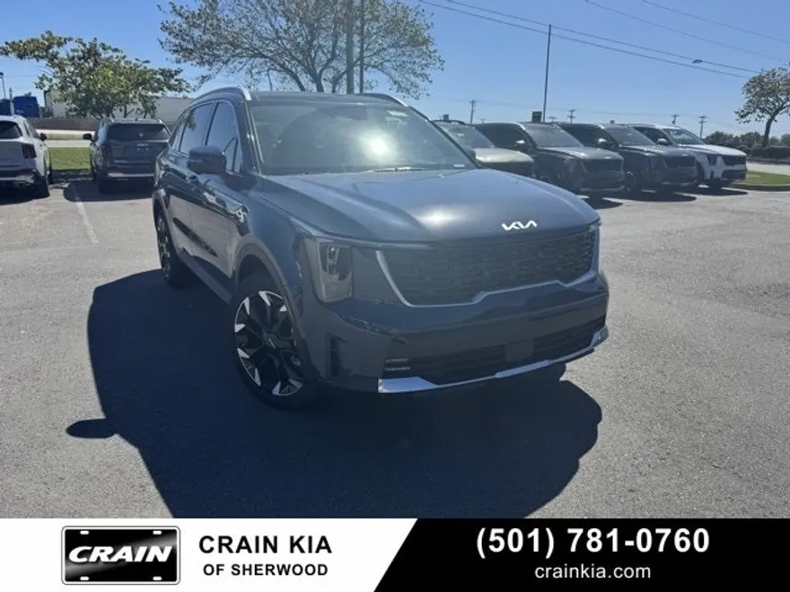 2025 Kia Sorento SX photo 1