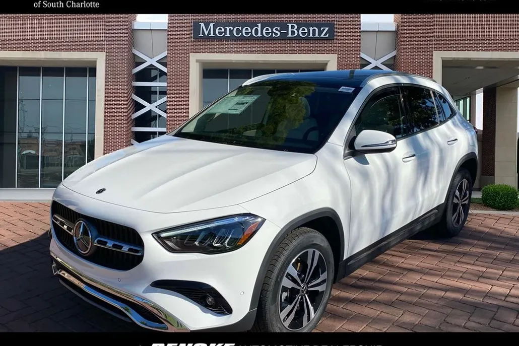 2025 Mercedes Benz GLA 250 photo 1