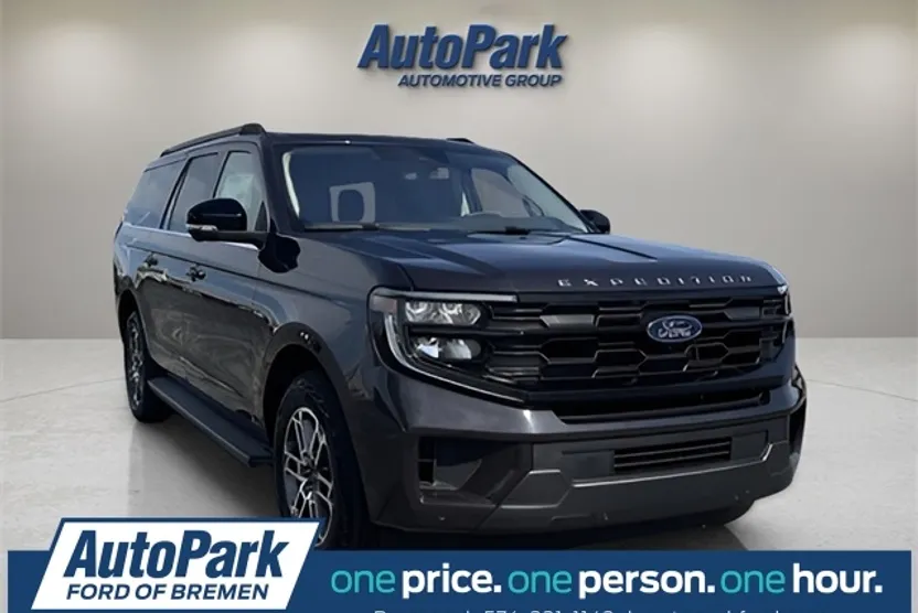 2025 Ford Expedition MAX XLT photo 1
