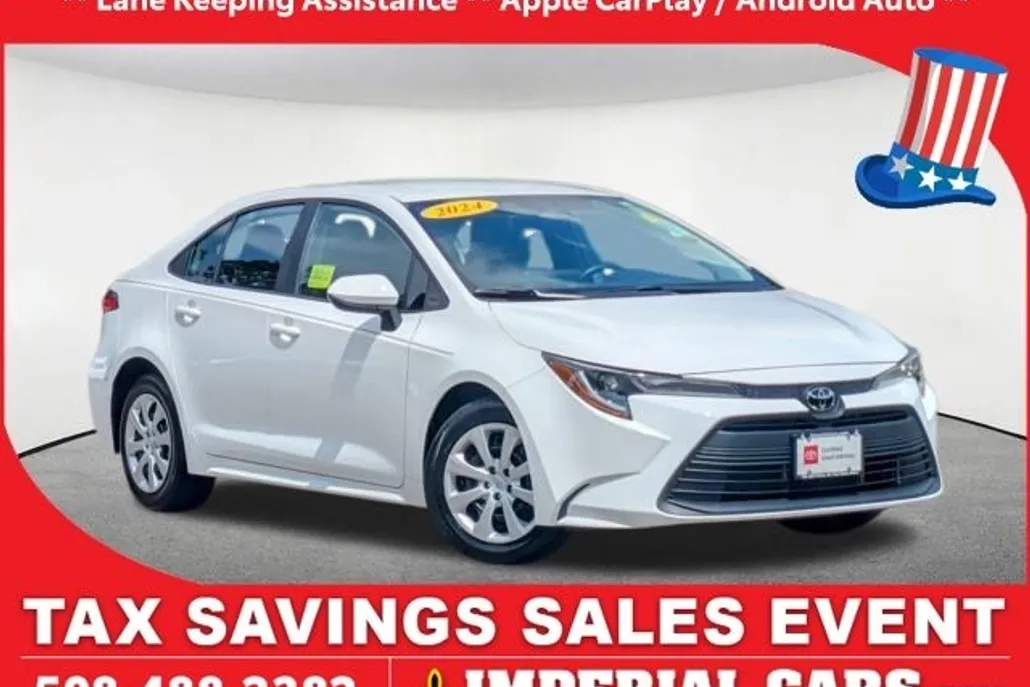 2024 Toyota Corolla LE photo 1
