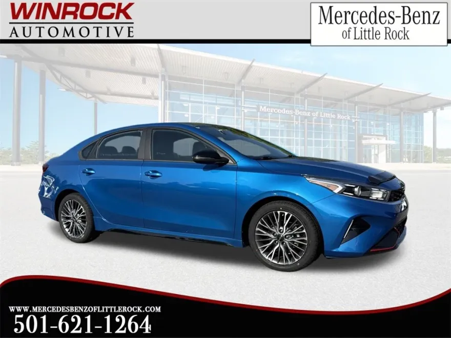 2022 Kia Forte GT-Line photo 1