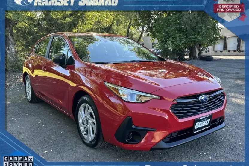 2025 Subaru Impreza Base photo 1