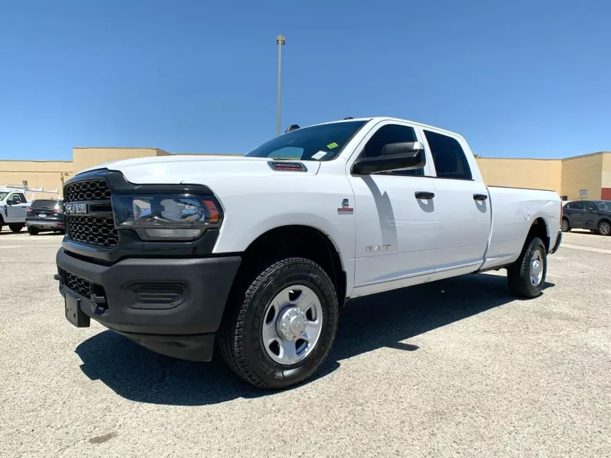 2022 Ram 3500 Tradesman photo 1