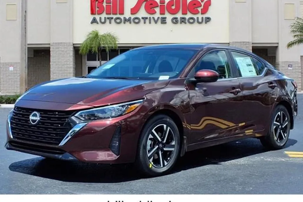 2025 Nissan Sentra SV photo 1