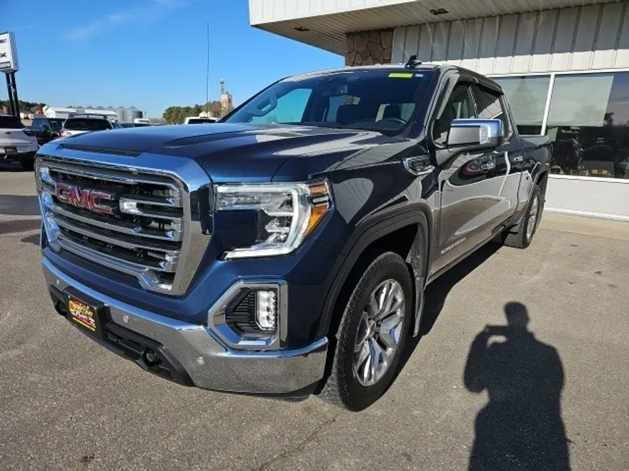 2021 Gmc Sierra 1500 SLT photo 1