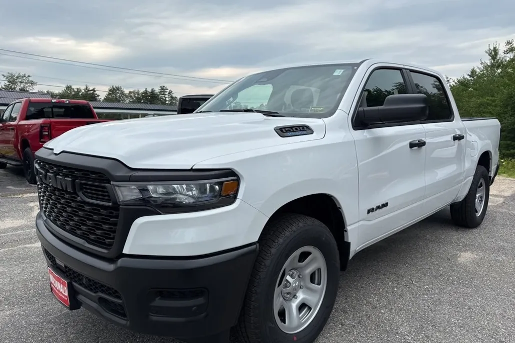 2025 Ram 1500 Tradesman photo 1