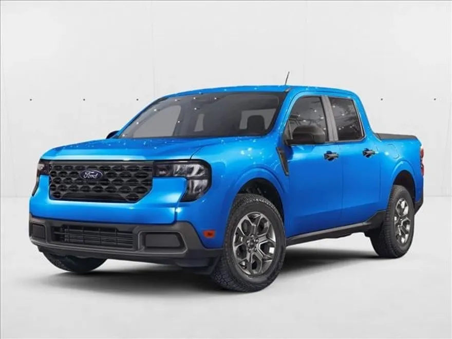 2025 Ford Maverick XLT photo 1