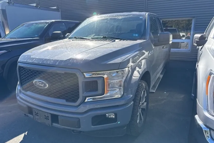 2019 Ford F-150 XL photo 1