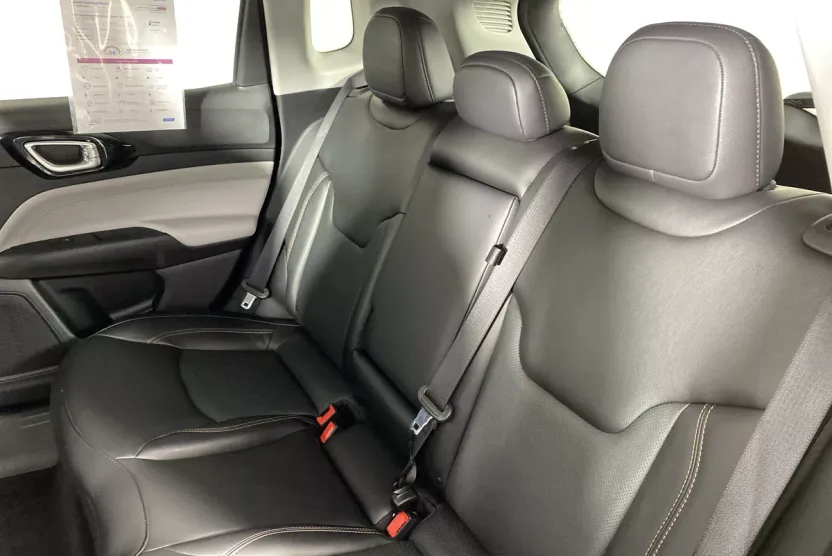 2022 Jeep Compass Limited photo 1
