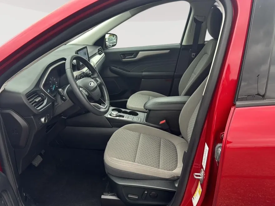 2022 Ford Escape SE photo 9