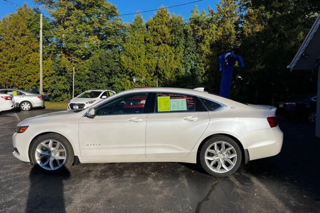 2016 Chevrolet Impala 2LT photo 1