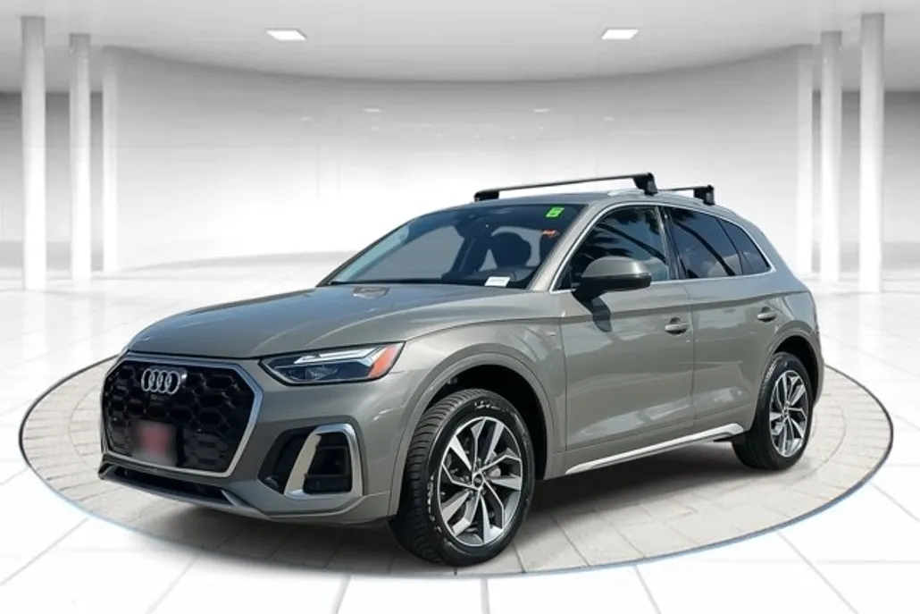 2023 Audi Q5 S line Premium Plus photo 1
