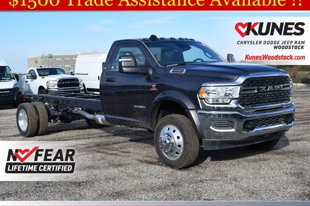 2024 Ram 5500 photo 1