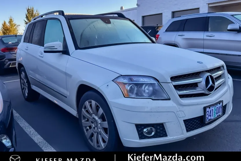 2011 Mercedes Benz GLK 350 4MATIC photo 1