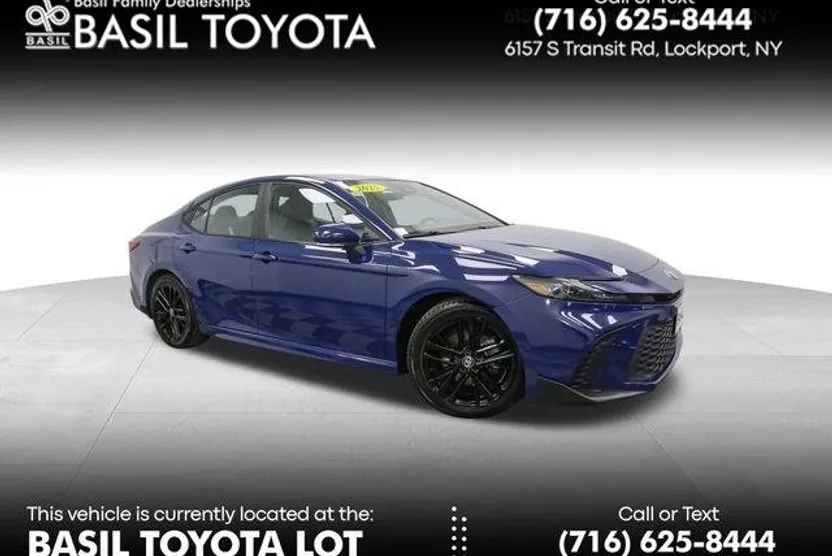 2025 Toyota Camry XSE photo 1
