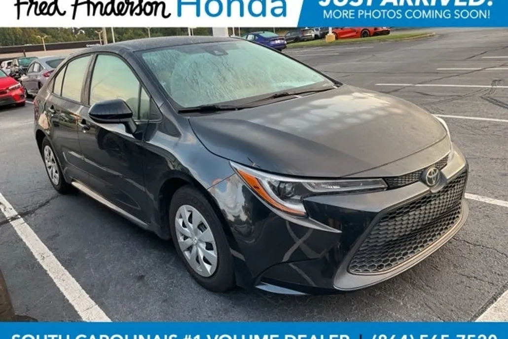 2022 Toyota Corolla L photo 1