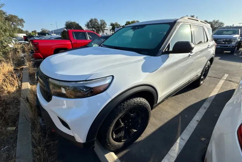 2022 Ford Explorer Timberline photo 1
