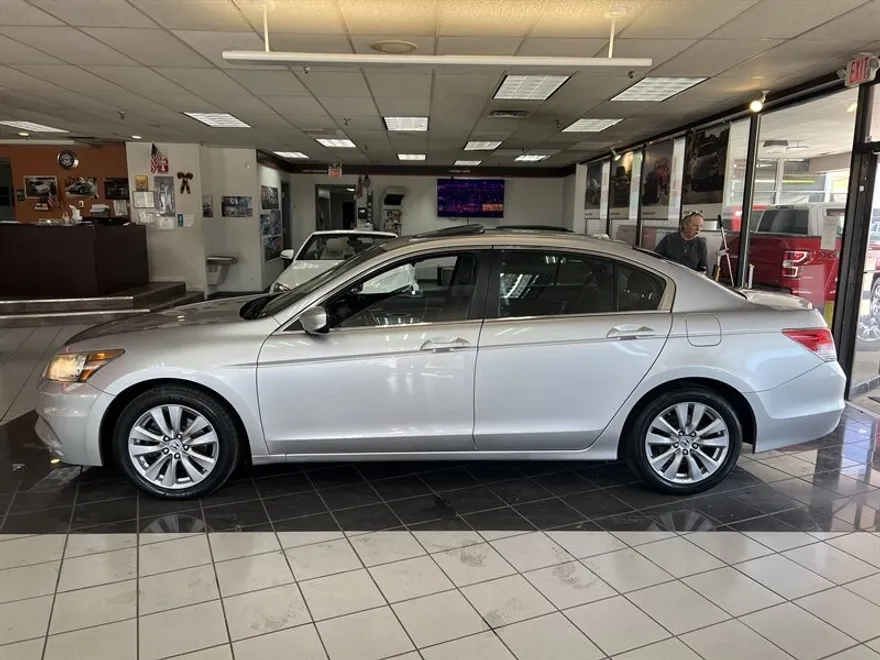 2012 Honda Accord EX-L photo 1