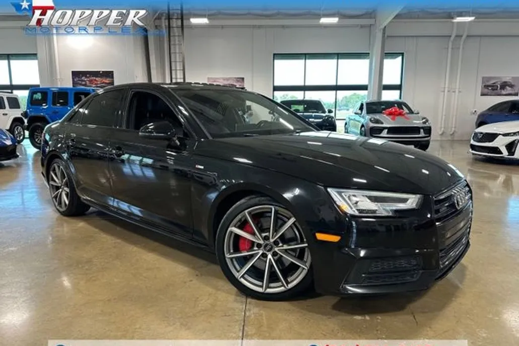 2018 Audi A4 2.0T Quattro photo 1